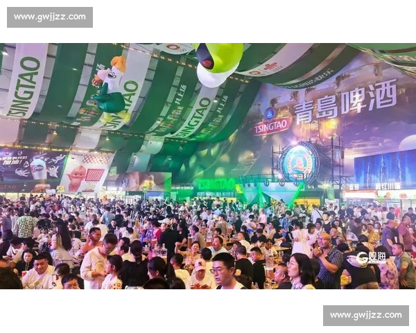 世界杯酒吧看球夜狂欢指南球迷聚会热血赛事直播美食啤酒全攻略版 世界杯酒吧看球夜狂欢指南球迷聚会热血赛事直播美食啤酒全攻略版